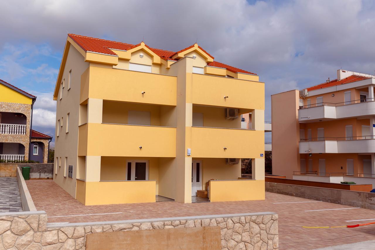 Summer Fun Apartments Novalja Exterior foto